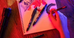 BIC apresenta caneta 4 cores inspirada em Stranger Things