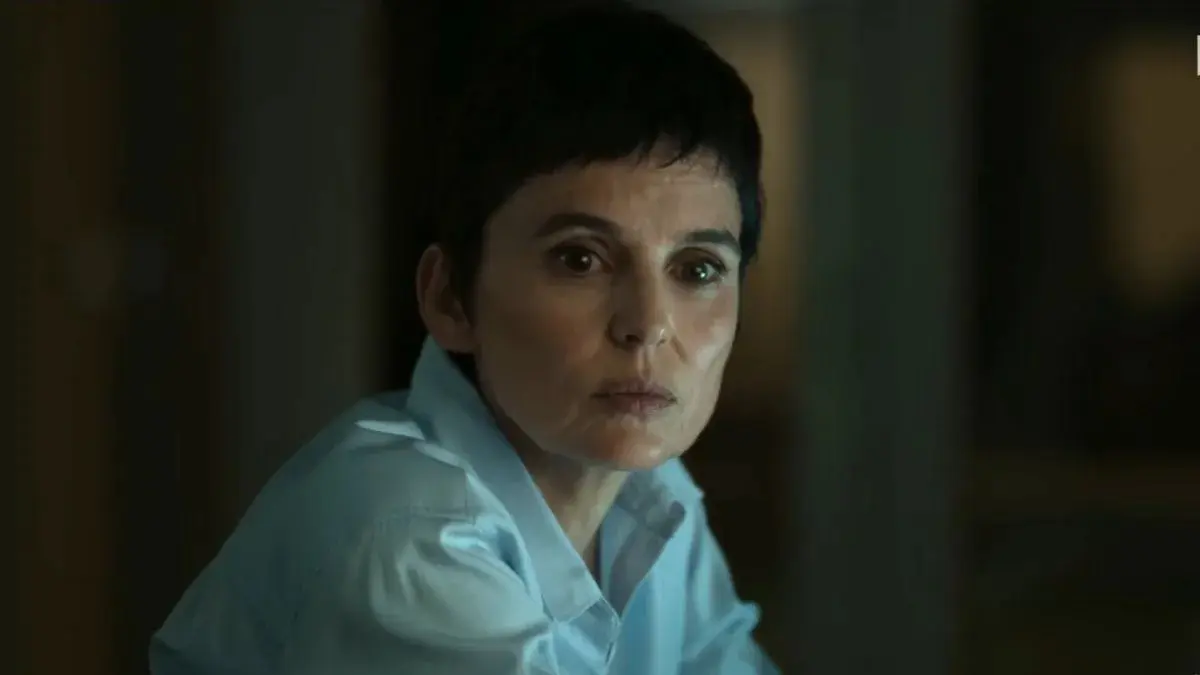 Série espanhola da Netflix mistura crime e drama familiar