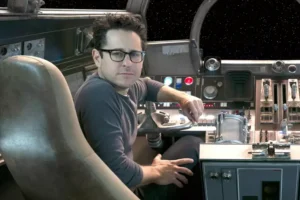 Filme de J.J. Abrams, diretor de Star Wars, pode estrear em 2023