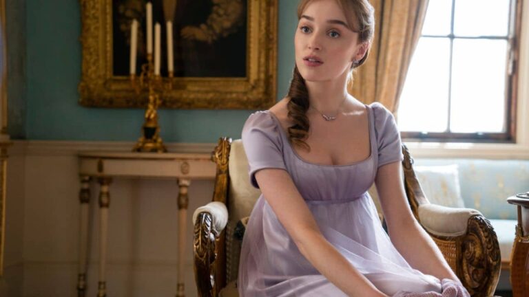 Phoebe Dynevor revela por que saiu de Bridgerton