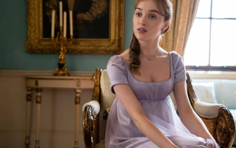 Phoebe Dynevor revela por que saiu de Bridgerton
