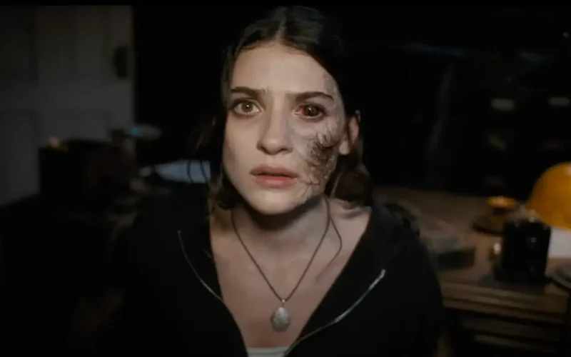 Ella Rubin entra para elenco de série 'O Deus da Floresta' na Netflix