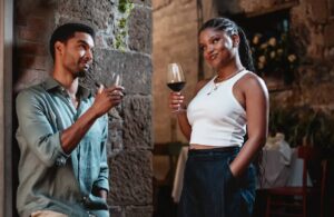 ‘Eu e Você na Toscana’ ganha nova data de estreia em junho