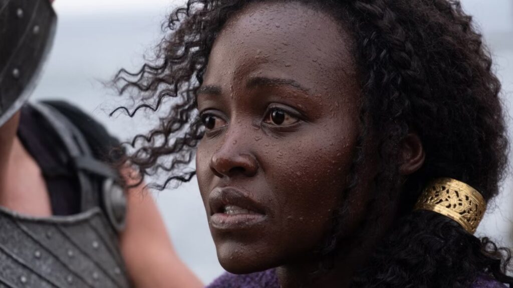 Lupita Nyong'o ignora críticas racistas por papel em 'A Odisseia