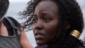 Lupita Nyong'o ignora críticas racistas por papel em 'A Odisseia