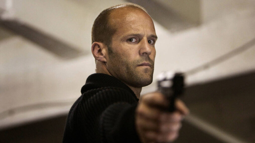 Jason Statham rouba bicicleta em comédia de ação