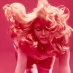 Madonna acerta com house e nu-disco em “Love Sensation”