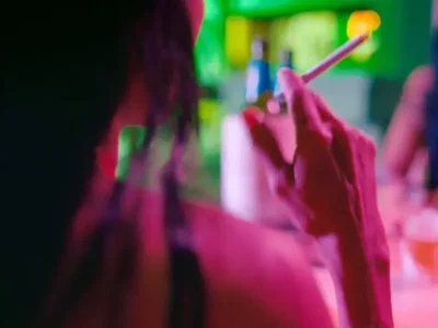 A Pele do Ouro: documentário dilacerante sobre violência contra a mulher