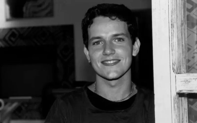Ator de ‘Malhação’ Edward Boggiss morre aos 49 anos