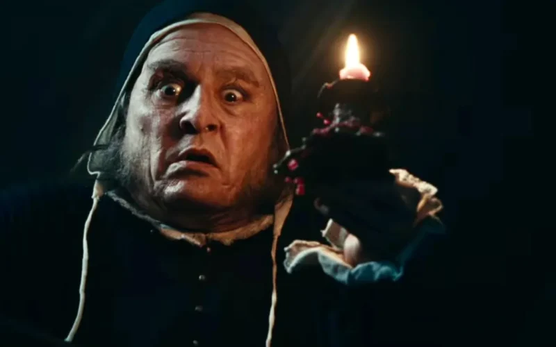 Ebenezer' ganha trailer dublado sombrio com Johnny Depp
