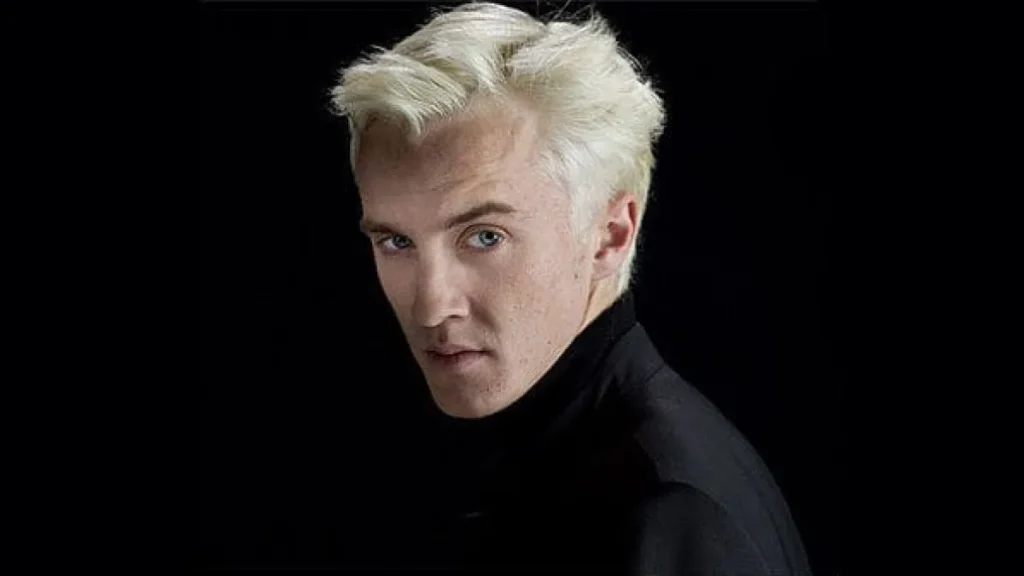 Tom Felton estende temporada na Broadway com Harry Potter