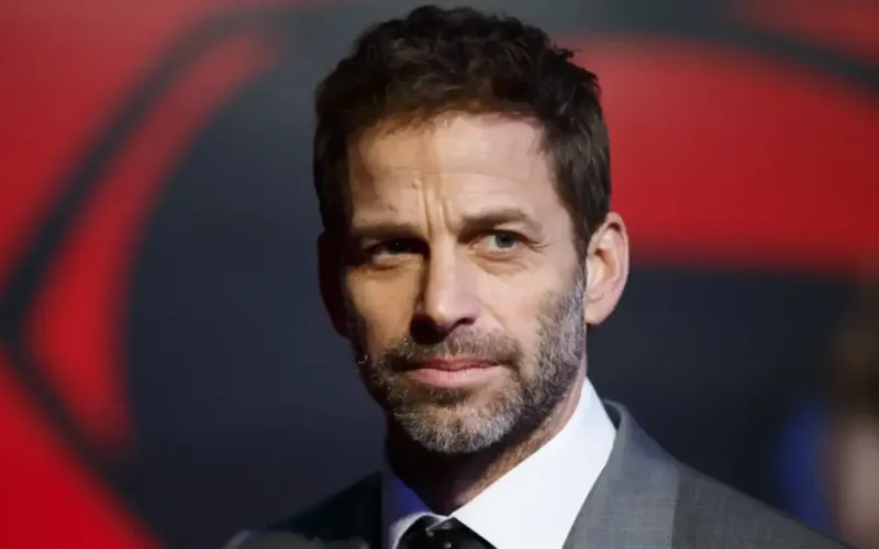 Zack Snyder volta à Warner Bros. para exibir ‘Excalibur’